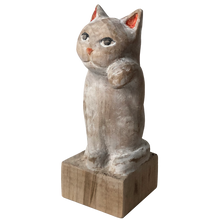 Load image into Gallery viewer, Lucky Cat "Gon"